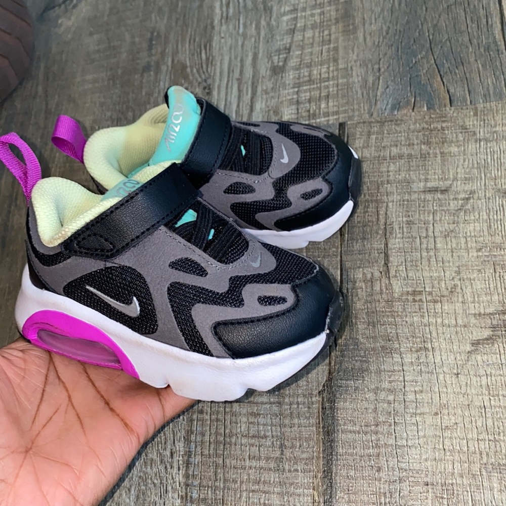 Toddler Nike shoes